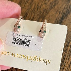 Girls crew viper hoops $68 retail